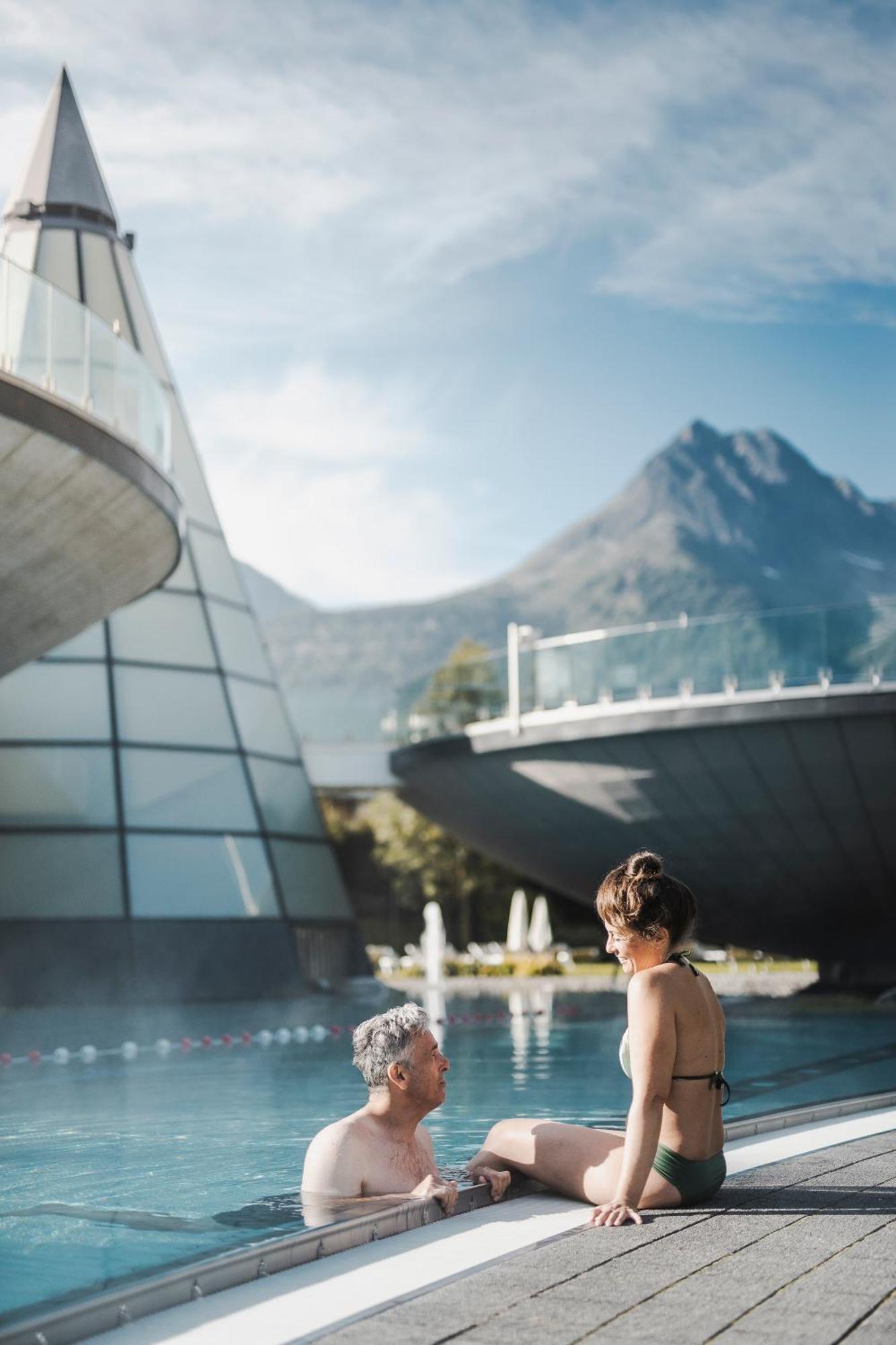 Hotel Bergwelt Langenfeld Ngoại thất bức ảnh