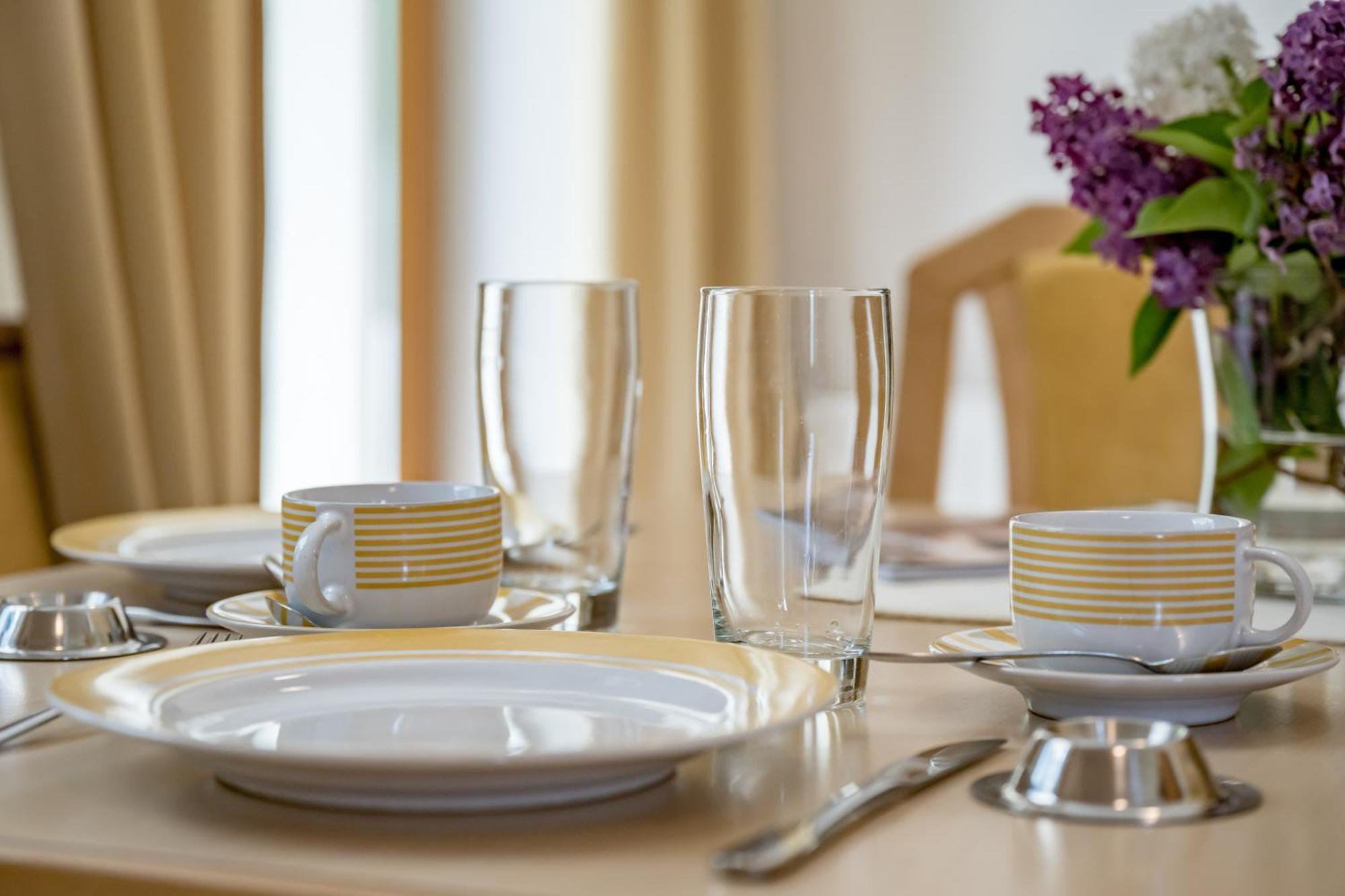 Hotel Bergwelt Langenfeld Ngoại thất bức ảnh