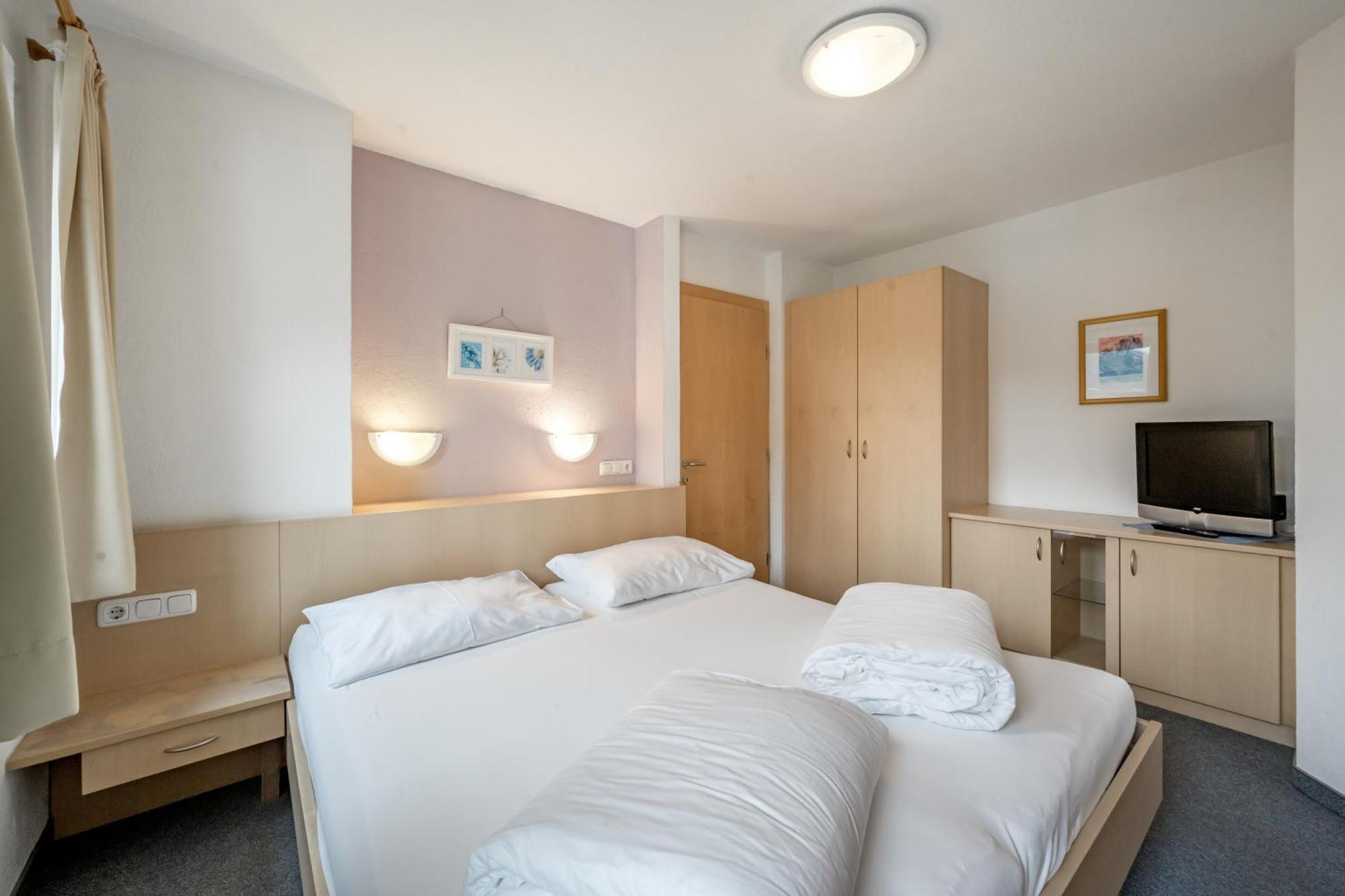Hotel Bergwelt Langenfeld Ngoại thất bức ảnh
