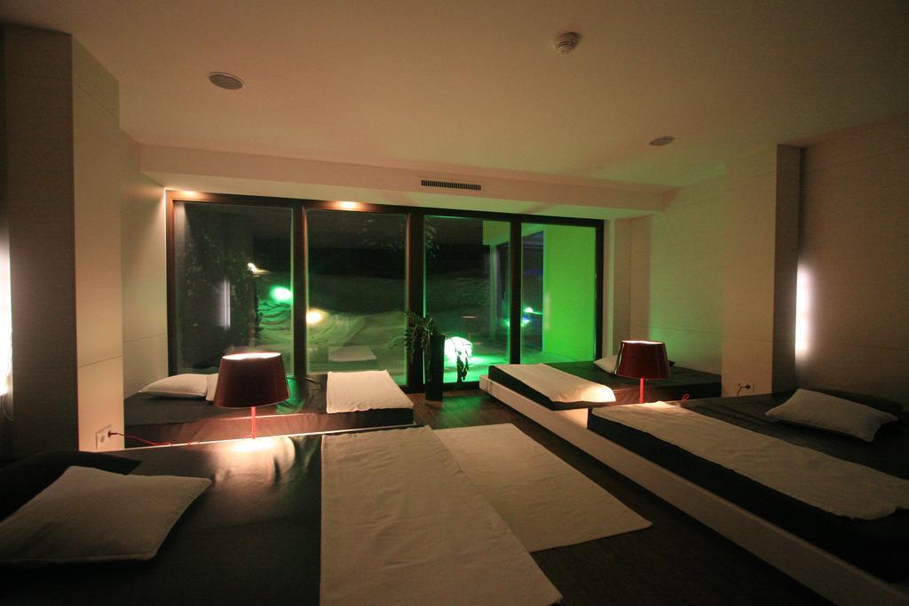 Hotel Bergwelt Langenfeld Ngoại thất bức ảnh