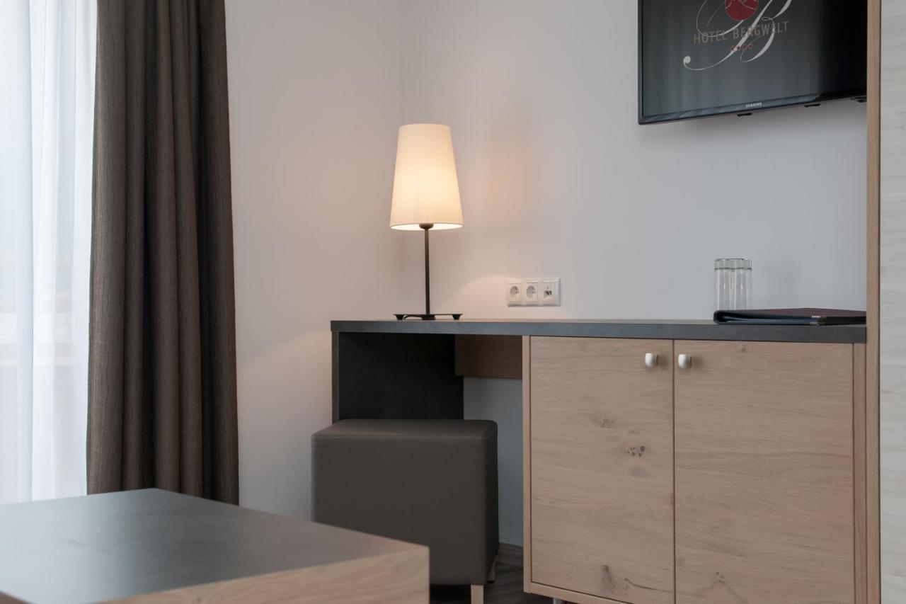 Hotel Bergwelt Langenfeld Phòng bức ảnh